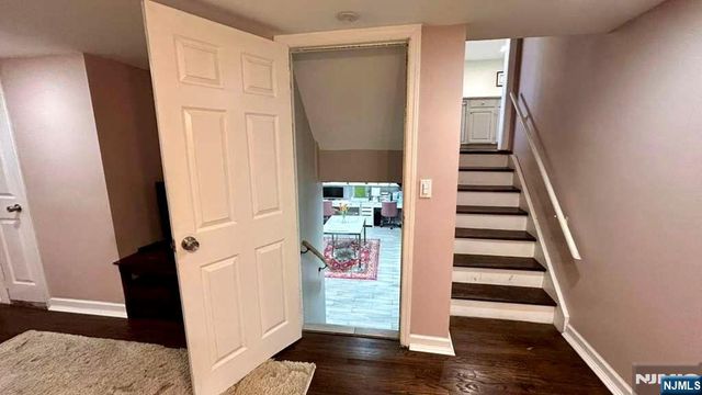 1355 Jefferson Avenue, Rahway, NJ 07065