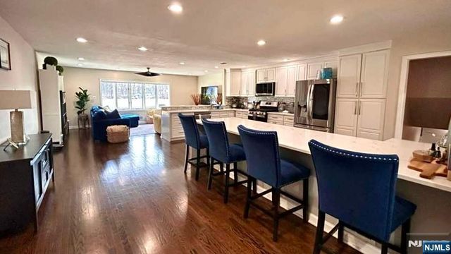 1355 Jefferson Avenue, Rahway, NJ 07065