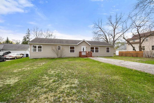 650 PEACOCK Avenue, Pontiac, MI 48340