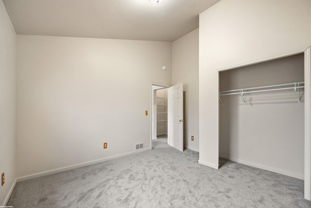 650 PEACOCK Avenue, Pontiac, MI 48340