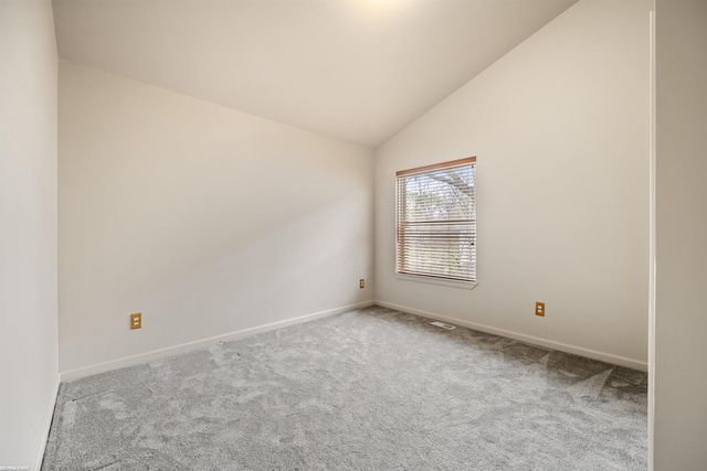 650 PEACOCK Avenue, Pontiac, MI 48340
