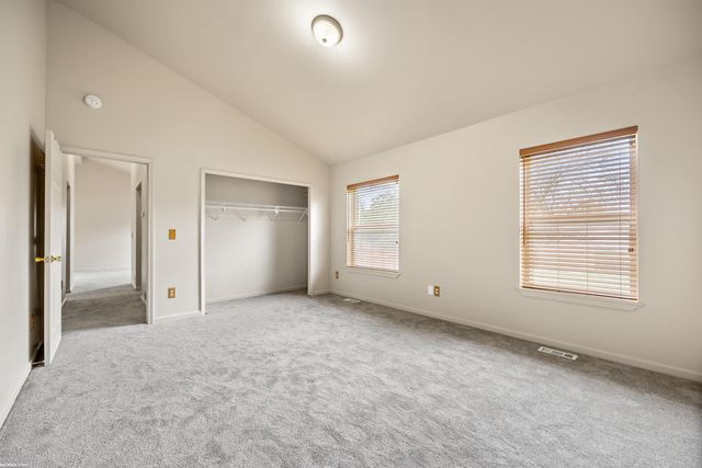 650 PEACOCK Avenue, Pontiac, MI 48340