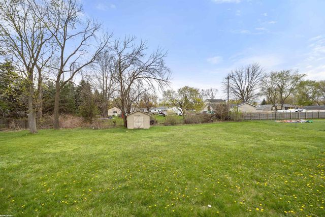 650 PEACOCK Avenue, Pontiac, MI 48340