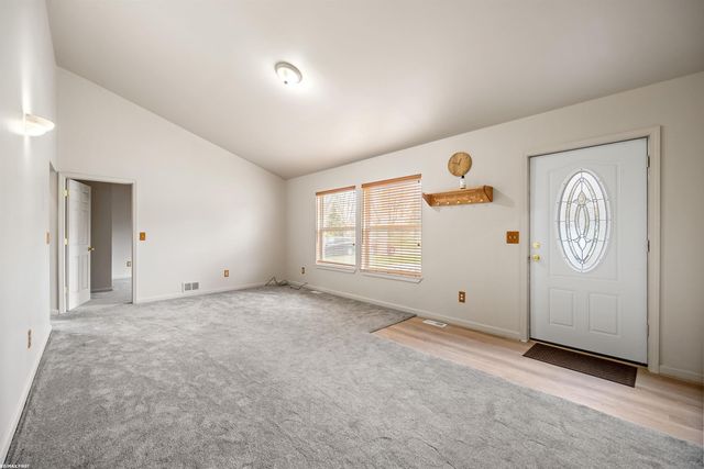 650 PEACOCK Avenue, Pontiac, MI 48340