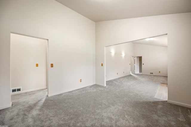 650 PEACOCK Avenue, Pontiac, MI 48340