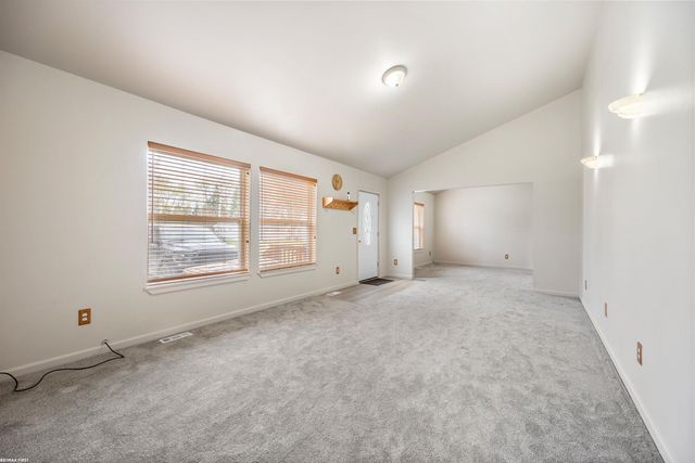 650 PEACOCK Avenue, Pontiac, MI 48340