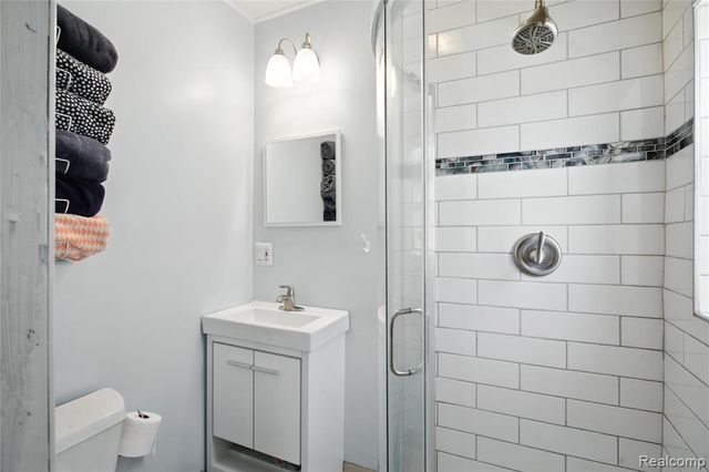 306 N Kenwood Avenue, Royal Oak, MI 48067