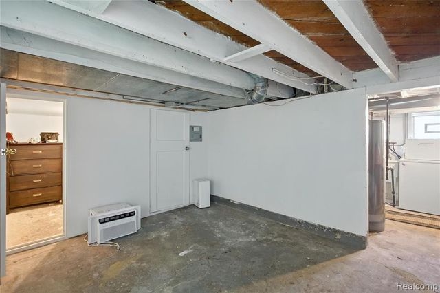 306 N Kenwood Avenue, Royal Oak, MI 48067