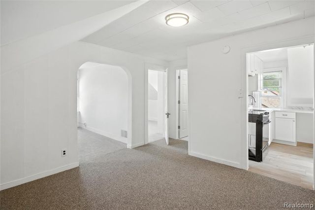 306 N Kenwood Avenue, Royal Oak, MI 48067
