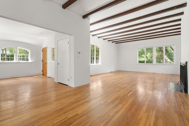 136 Dudley Rd, Newton, MA 02459