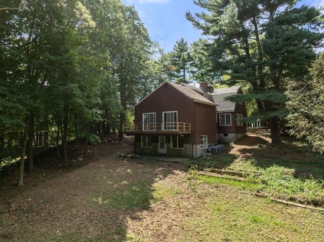 136 Dudley Rd, Newton, MA 02459