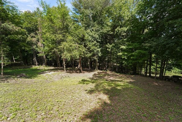 136 Dudley Rd, Newton, MA 02459