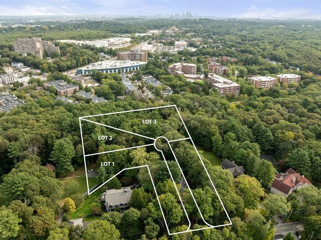 136 Dudley Rd, Newton, MA 02459