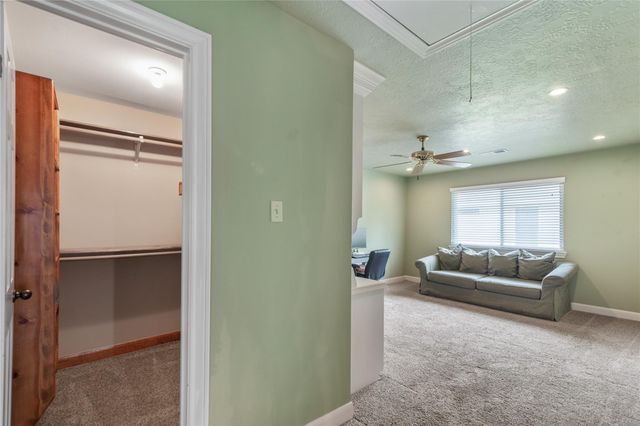7602 Oxfordshire Drive, Spring, TX 77379