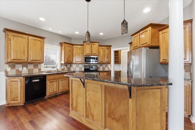 18131 ASHLEY Lane, Council Bluffs, IA 51503