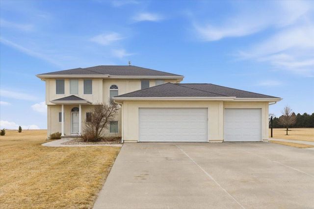 18131 ASHLEY Lane, Council Bluffs, IA 51503