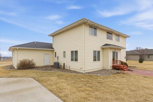 18131 ASHLEY Lane, Council Bluffs, IA 51503