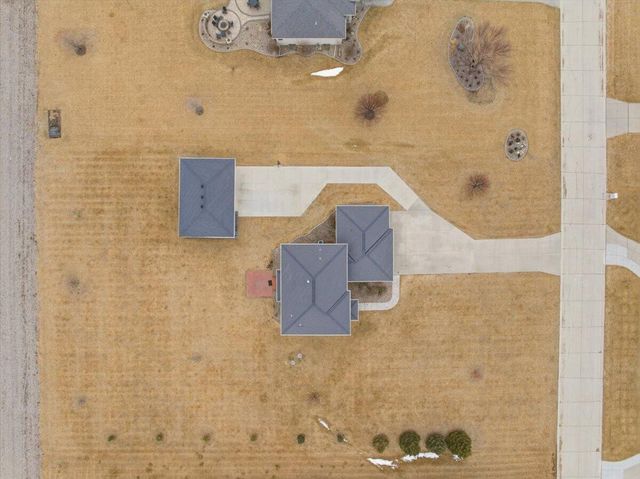 18131 ASHLEY Lane, Council Bluffs, IA 51503