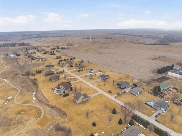 18131 ASHLEY Lane, Council Bluffs, IA 51503