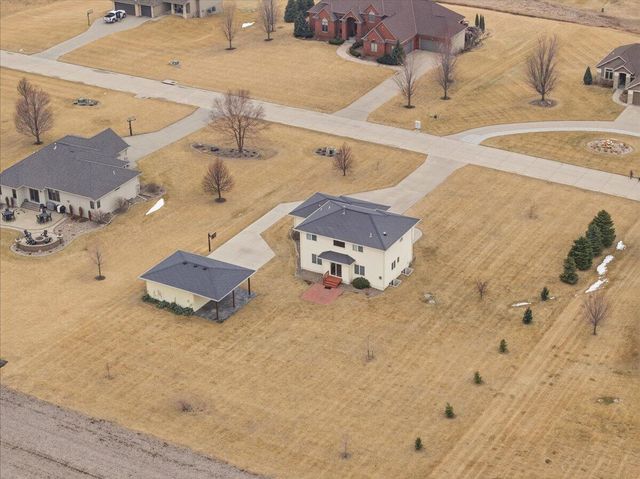 18131 ASHLEY Lane, Council Bluffs, IA 51503