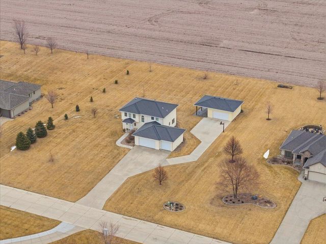 18131 ASHLEY Lane, Council Bluffs, IA 51503