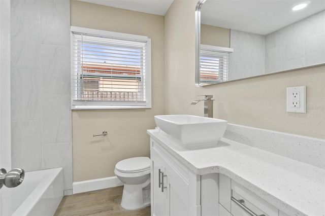 2708 W NASSAU STREET, Tampa, FL 33607