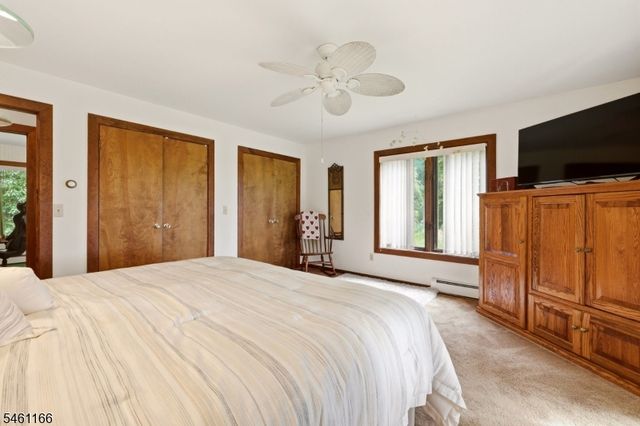 58 Zellers Rd, Washington Twp., NJ 07853