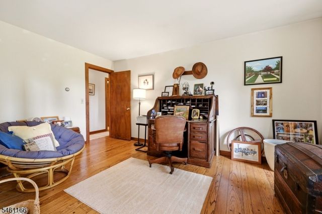 58 Zellers Rd, Washington Twp., NJ 07853