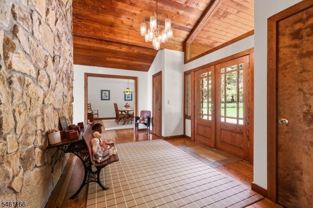 58 Zellers Rd, Washington Twp., NJ 07853