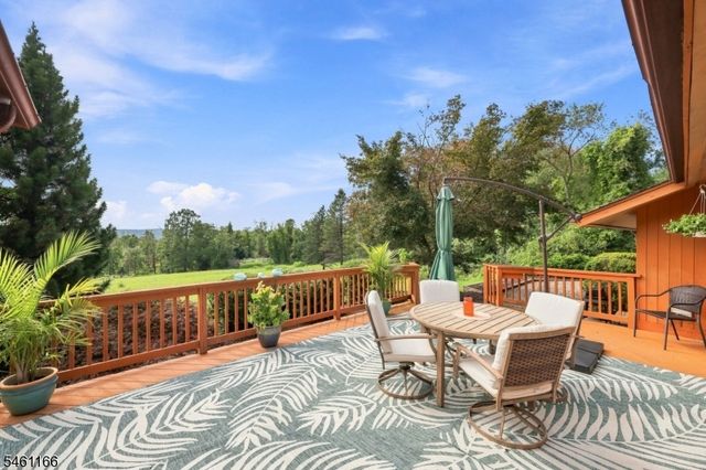 58 Zellers Rd, Washington Twp., NJ 07853