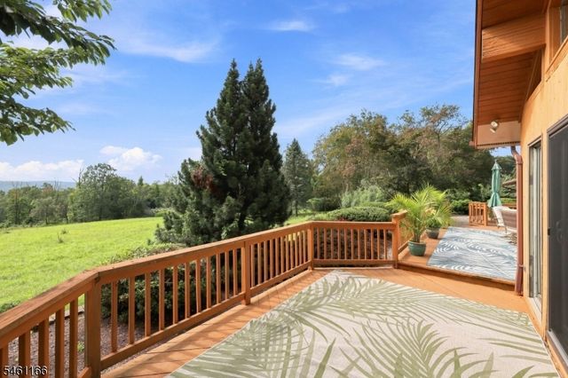 58 Zellers Rd, Washington Twp., NJ 07853