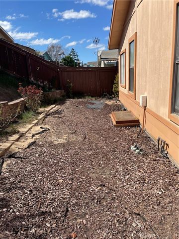 954 Bluejay Drive, Santa Maria, CA 93455