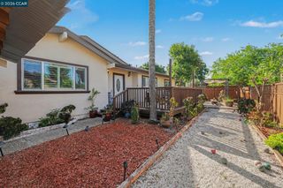 2035 Sherman Dr, Pleasant Hill, CA 94523