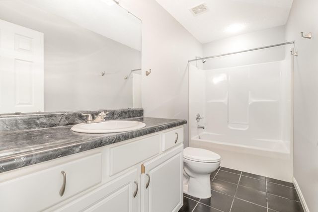 10327 Killarney Drive, Union, KY 41091