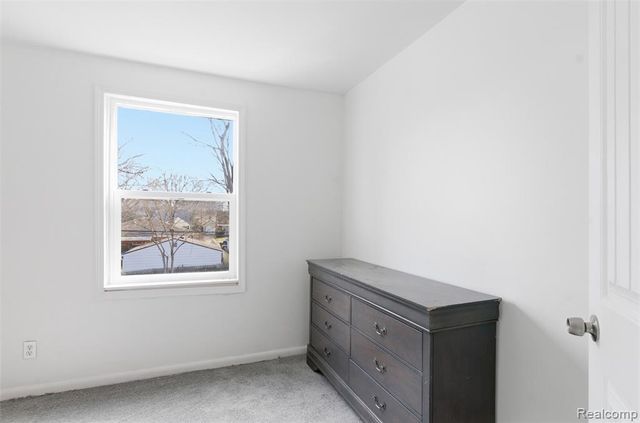 297 Starr Avenue, Pontiac, MI 48341