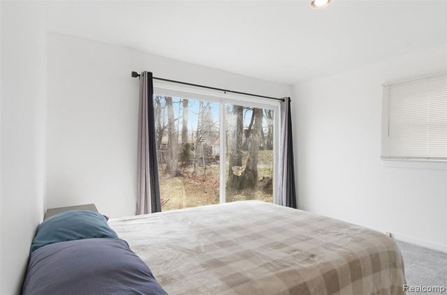 297 Starr Avenue, Pontiac, MI 48341