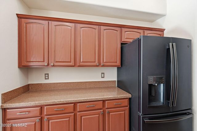 908 E Sawmill Canyon Place, Green Valley, AZ 85614