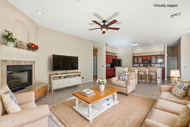 908 E Sawmill Canyon Place, Green Valley, AZ 85614