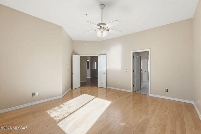 908 E Sawmill Canyon Place, Green Valley, AZ 85614