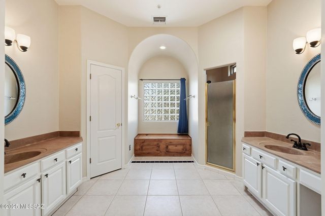 908 E Sawmill Canyon Place, Green Valley, AZ 85614