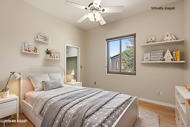 908 E Sawmill Canyon Place, Green Valley, AZ 85614