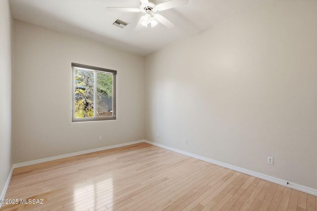 908 E Sawmill Canyon Place, Green Valley, AZ 85614