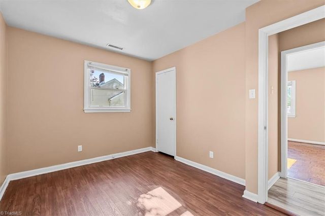 1505 20th Street, Greensboro, NC 27405