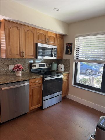 13224 SW 111th Ter 5-1, Miami, FL 33186