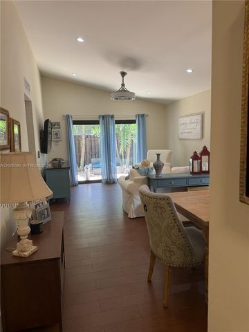 13224 SW 111th Ter 5-1, Miami, FL 33186