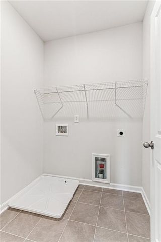 5574 Overview Drive, Flowery Branch, GA 30542