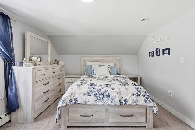 17 Lansing Ave, Worcester, MA 01605