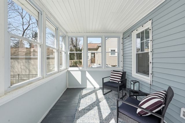 17 Lansing Ave, Worcester, MA 01605