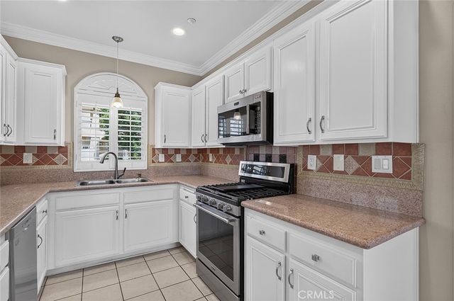 1223 Heritage, Covina, CA 91724