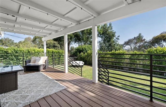 7578 Midfield, Los Angeles, CA 90045